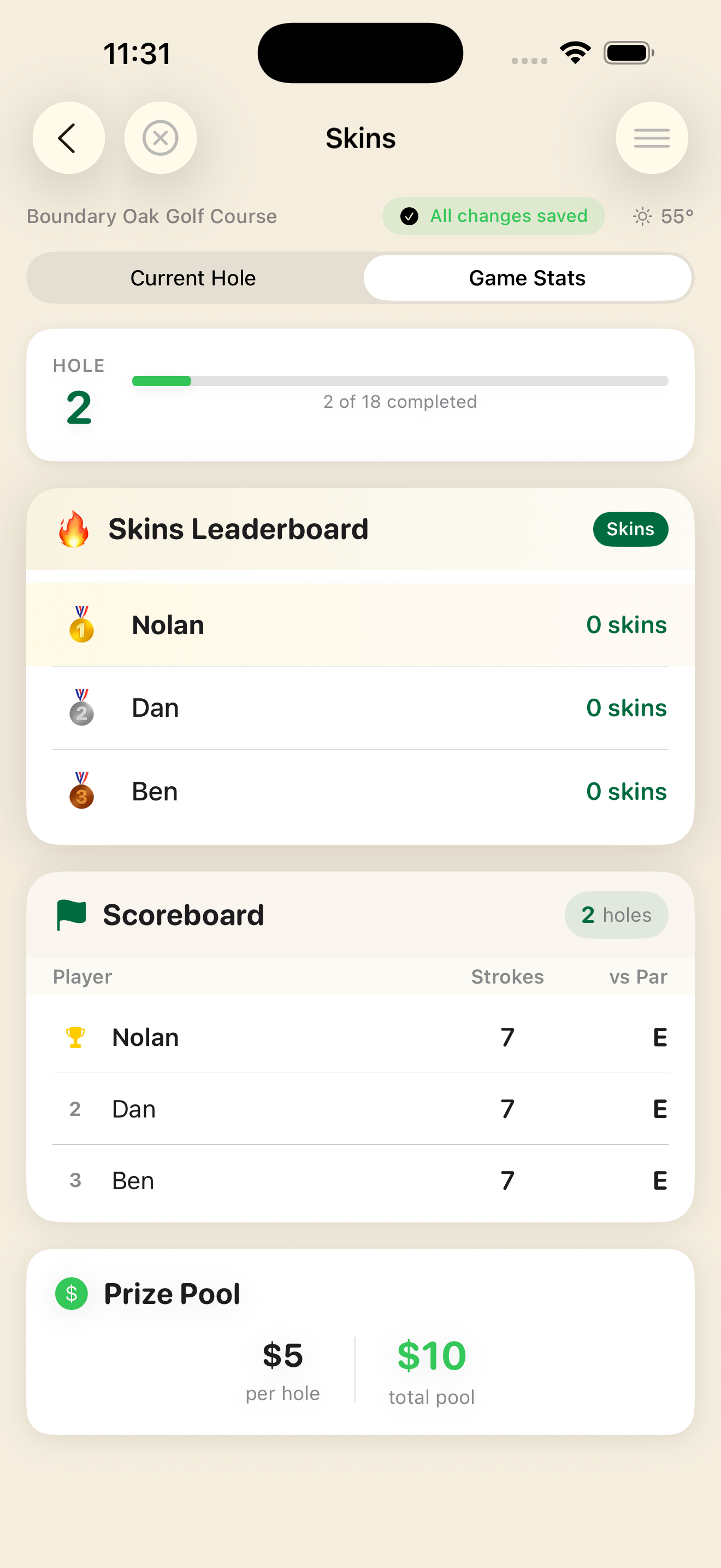 Game stats showing skins leaderboard, scoreboard, and prize pool